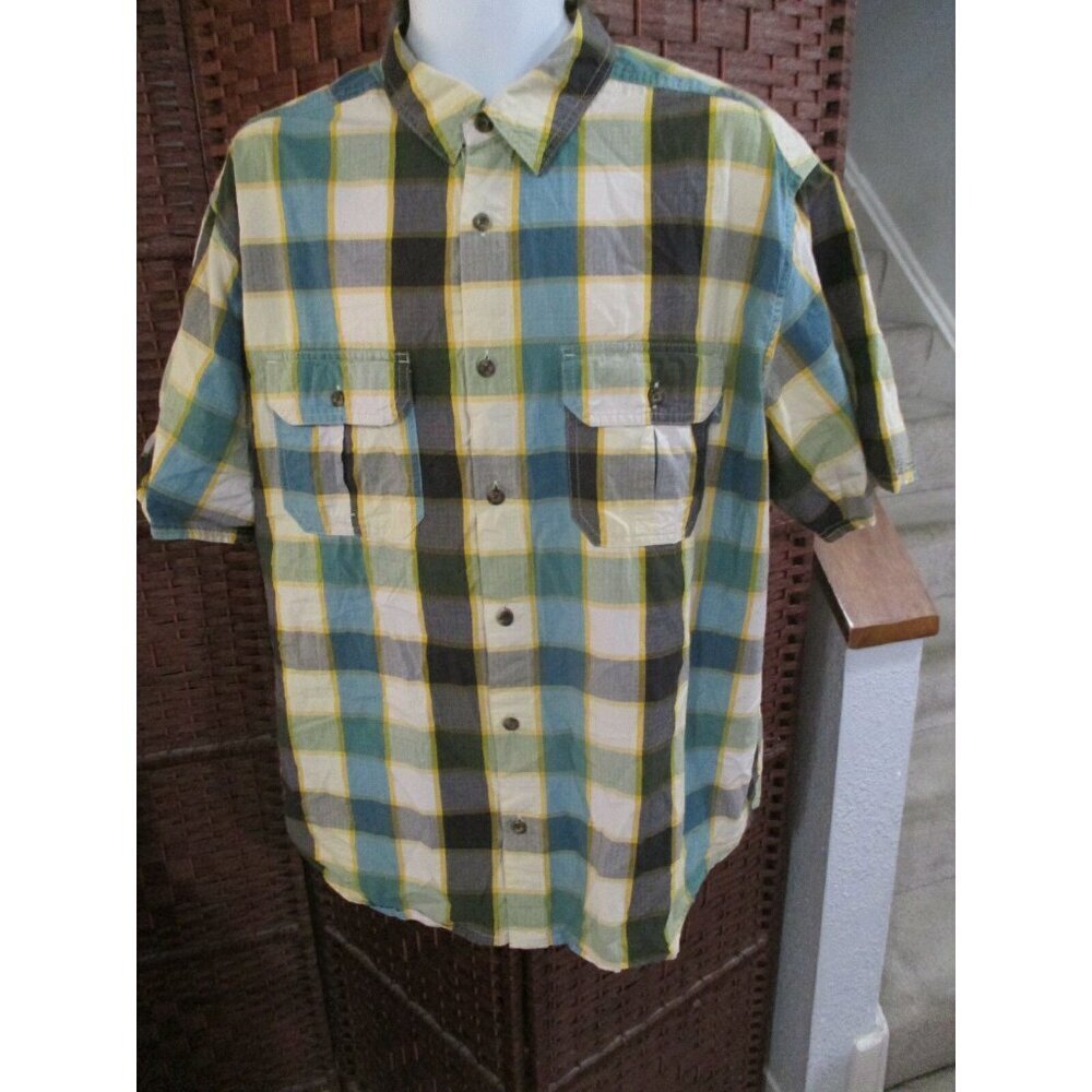 Men's Woolrich Plaid Shirt Short Sleeve Button Up Multi Color Size XL Checkered